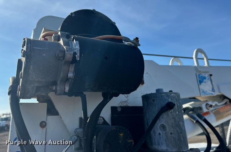 image for item EG1195 2017 Ford F350 Super Duty SuperCab utility bed pickup truck