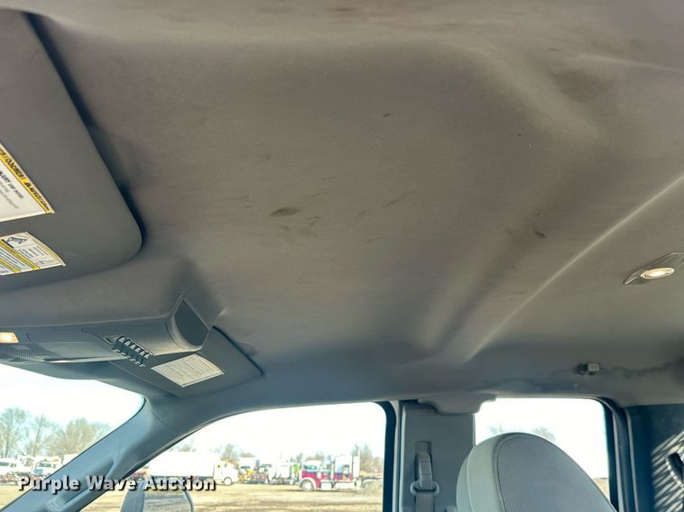 image for item EG1195 2017 Ford F350 Super Duty SuperCab utility bed pickup truck