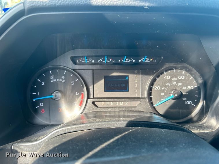 image for item EG1195 2017 Ford F350 Super Duty SuperCab utility bed pickup truck