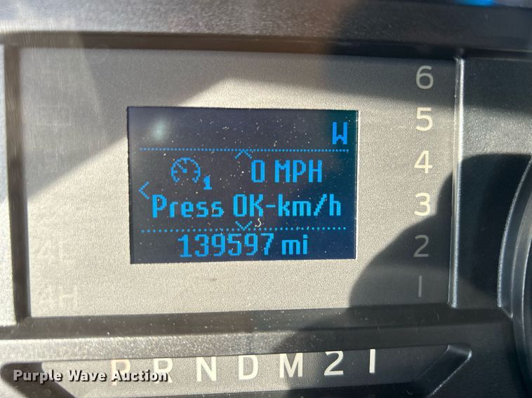 image for item EG1195 2017 Ford F350 Super Duty SuperCab utility bed pickup truck