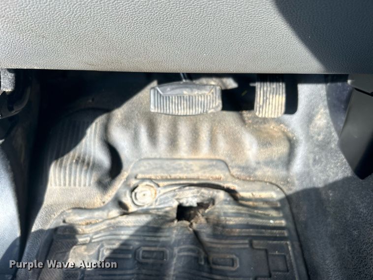 image for item EG1195 2017 Ford F350 Super Duty SuperCab utility bed pickup truck