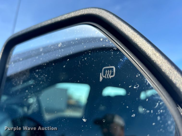 image for item EG1195 2017 Ford F350 Super Duty SuperCab utility bed pickup truck