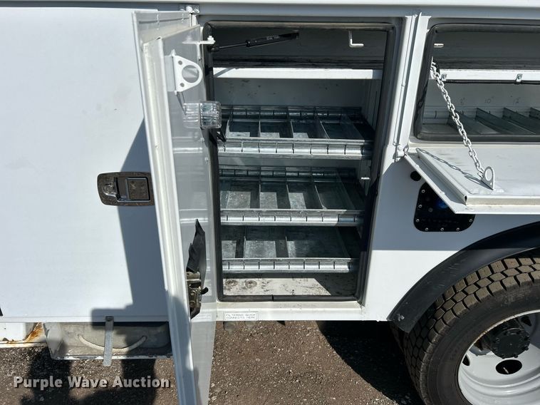 image for item EG1198 2012 Ford F550 Super Duty bucket truck