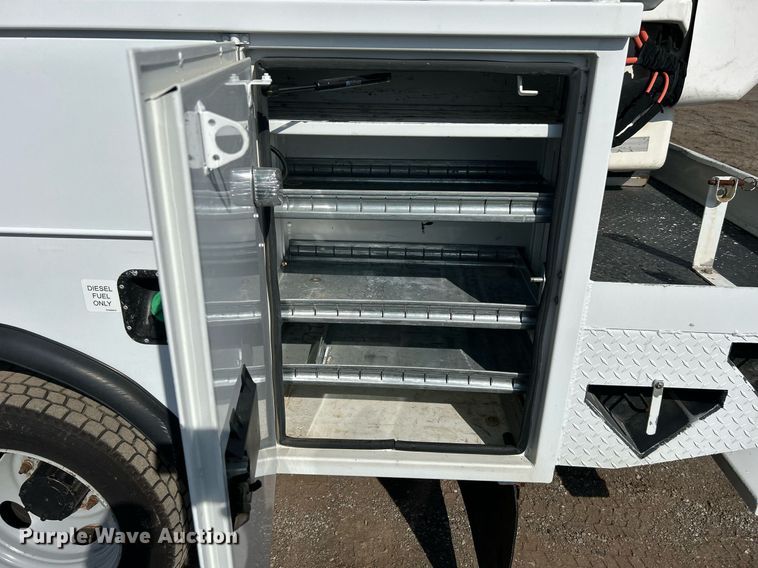 image for item EG1198 2012 Ford F550 Super Duty bucket truck