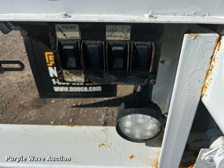 image for item EG1198 2012 Ford F550 Super Duty bucket truck