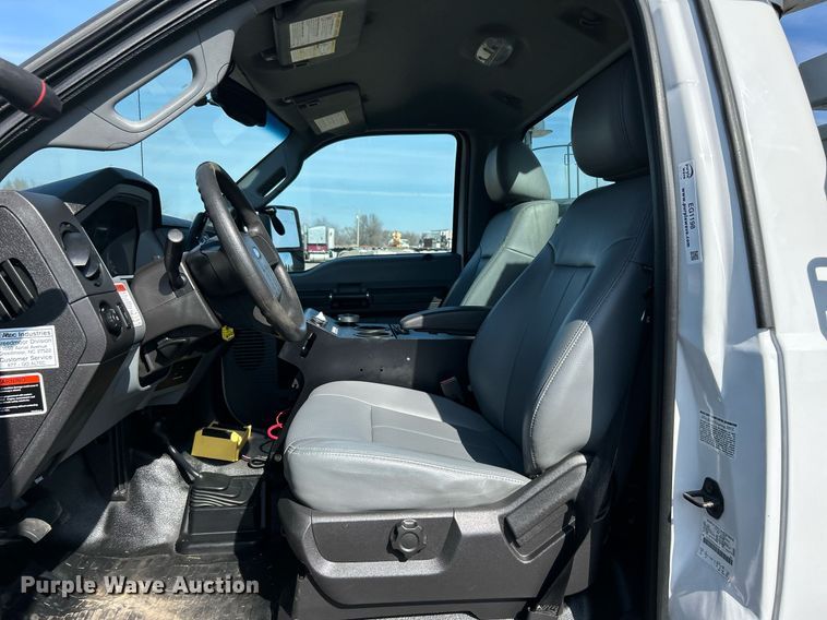 image for item EG1198 2012 Ford F550 Super Duty bucket truck
