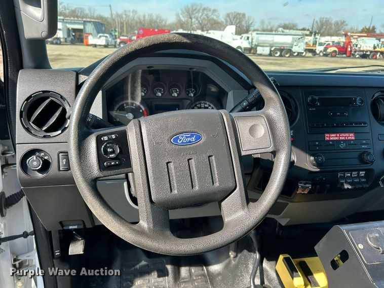 image for item EG1198 2012 Ford F550 Super Duty bucket truck