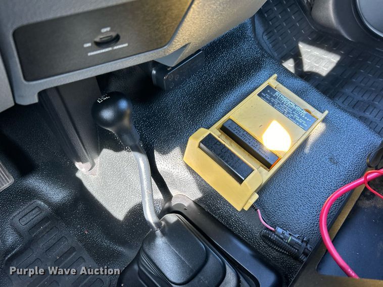 image for item EG1198 2012 Ford F550 Super Duty bucket truck