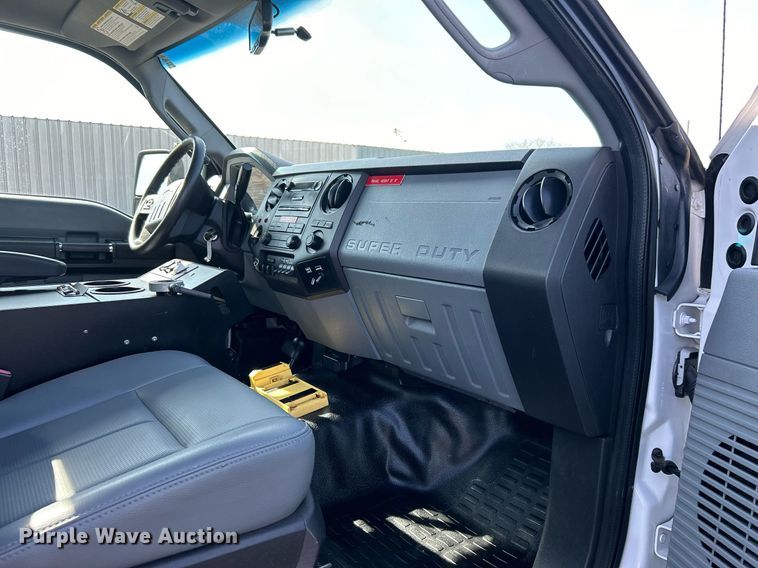 image for item EG1198 2012 Ford F550 Super Duty bucket truck