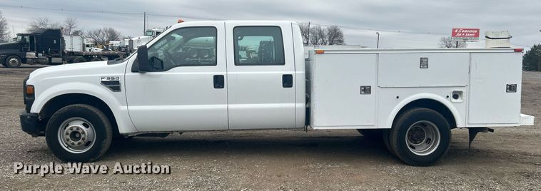 image for item EG1213 2008 Ford F350 Super Duty Crew Cab utility bed pickup truck