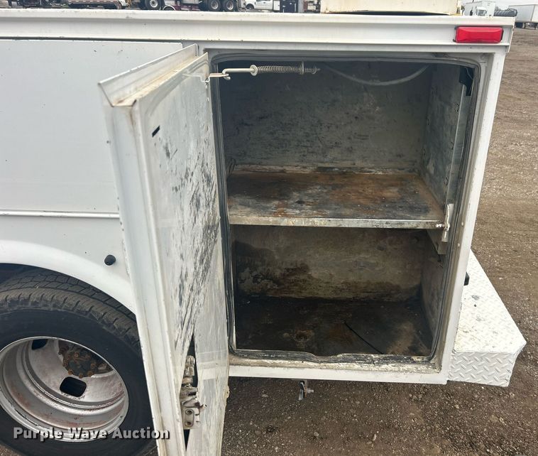 image for item EG1213 2008 Ford F350 Super Duty Crew Cab utility bed pickup truck