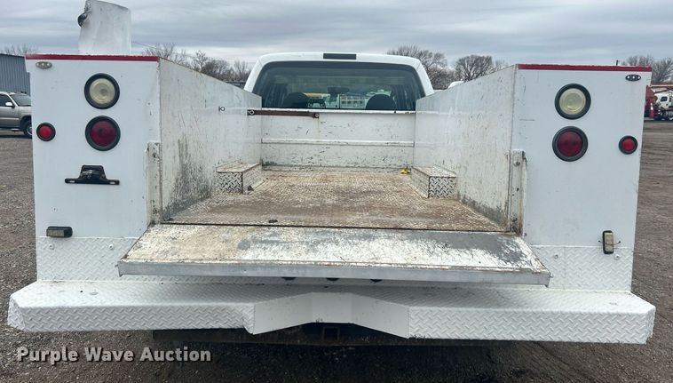 image for item EG1213 2008 Ford F350 Super Duty Crew Cab utility bed pickup truck