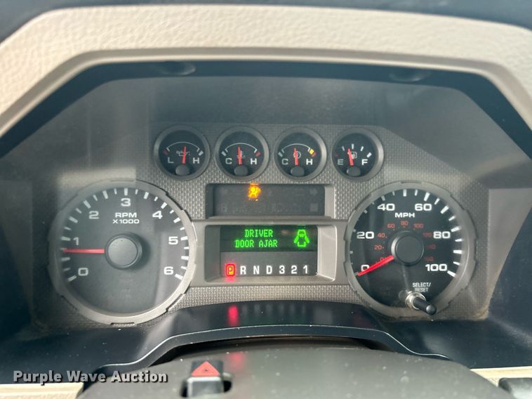 image for item EG1213 2008 Ford F350 Super Duty Crew Cab utility bed pickup truck