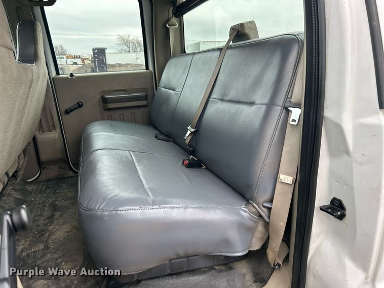 image for item EG1213 2008 Ford F350 Super Duty Crew Cab utility bed pickup truck