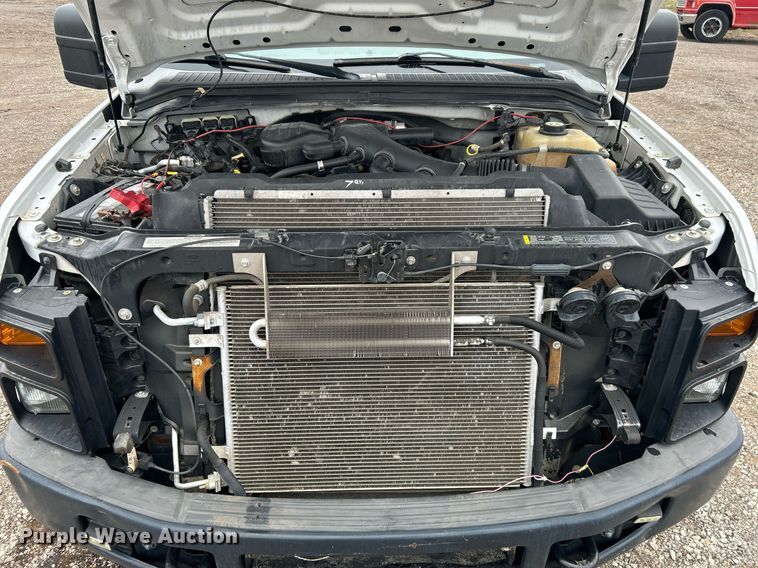 image for item EG1213 2008 Ford F350 Super Duty Crew Cab utility bed pickup truck