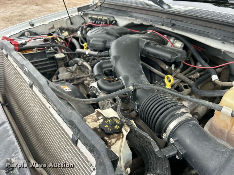 image for item EG1213 2008 Ford F350 Super Duty Crew Cab utility bed pickup truck