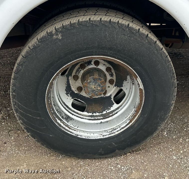 image for item EG1213 2008 Ford F350 Super Duty Crew Cab utility bed pickup truck