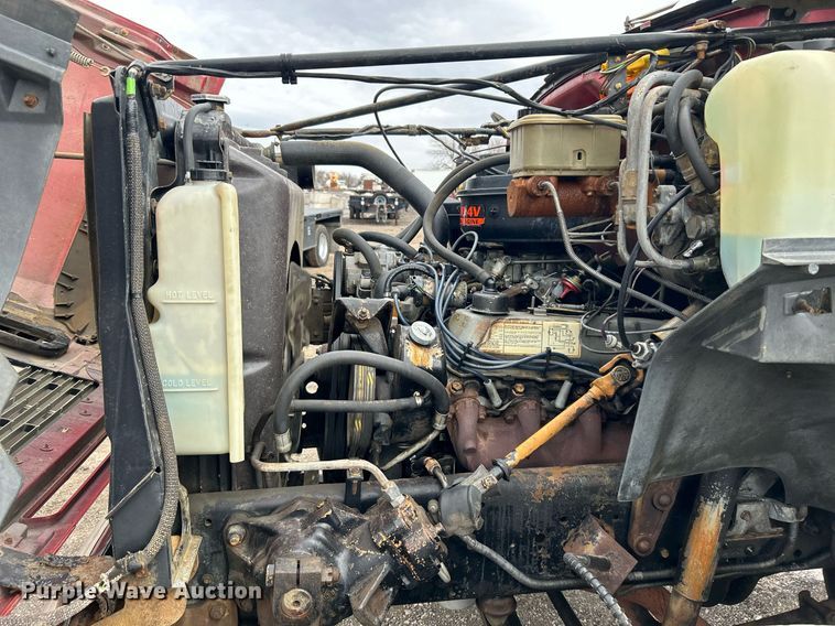 image for item EG1216 1985 Ford F700 dump truck