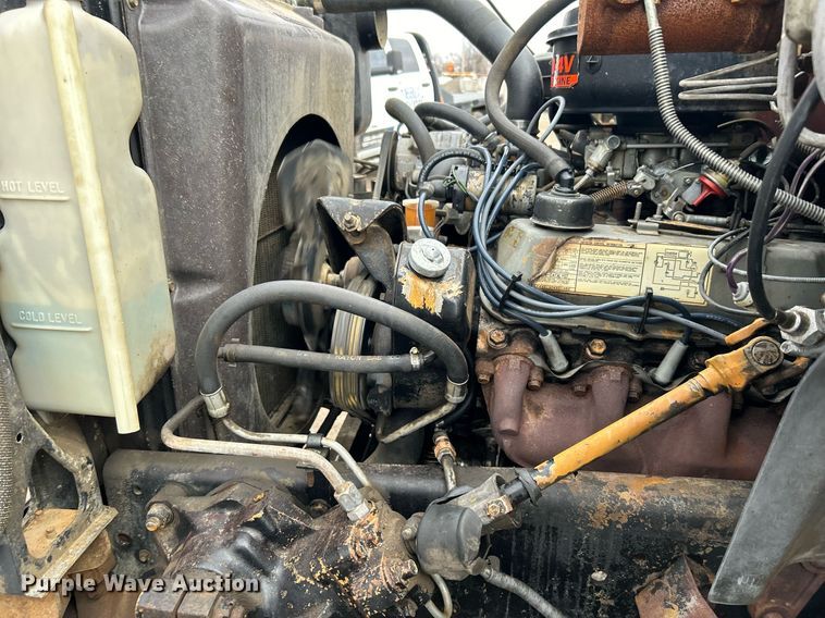 image for item EG1216 1985 Ford F700 dump truck