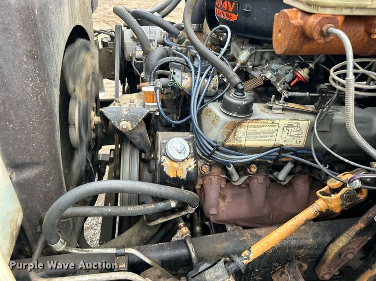 image for item EG1216 1985 Ford F700 dump truck