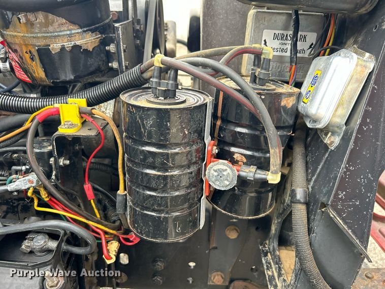 image for item EG1216 1985 Ford F700 dump truck