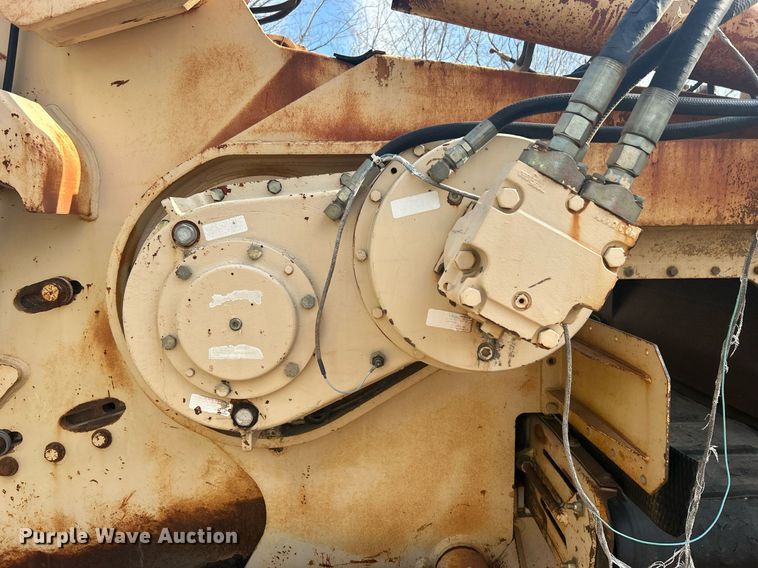 image for item EG1228 2001 Tesmec TRS1085 trencher