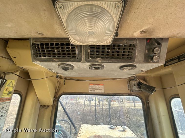 image for item EG1228 2001 Tesmec TRS1085 trencher