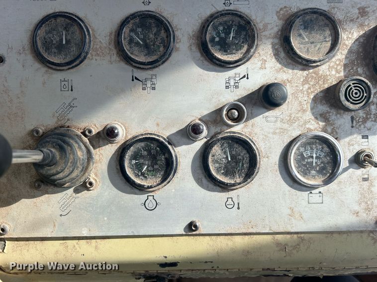 image for item EG1228 2001 Tesmec TRS1085 trencher