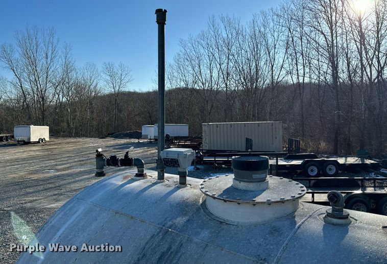 image for item EH6514 Fuel tank