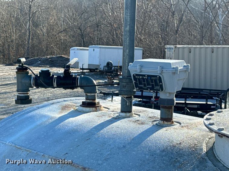 image for item EH6514 Fuel tank