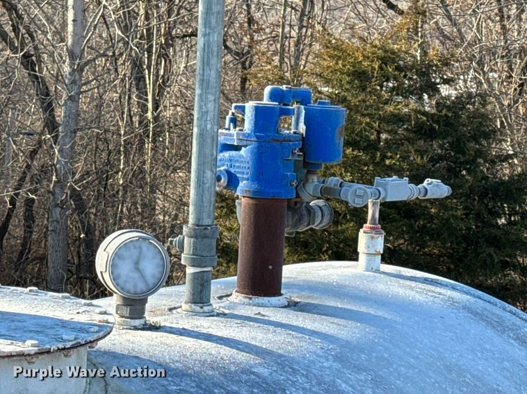 image for item EH6514 Fuel tank