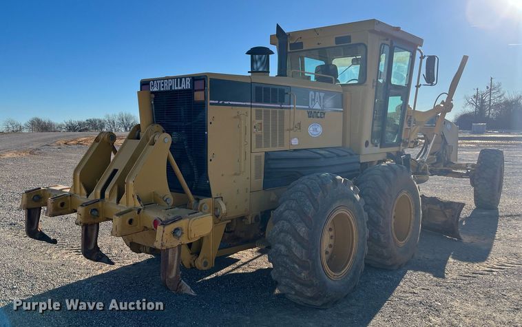 image for item EI0612 2007 Caterpillar 140H motor grader