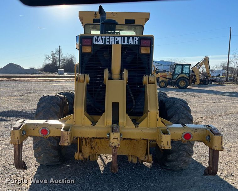image for item EI0612 2007 Caterpillar 140H motor grader