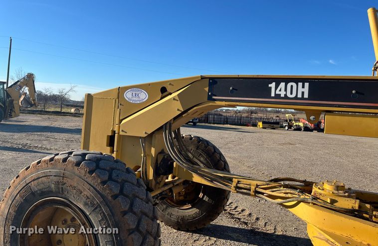 image for item EI0612 2007 Caterpillar 140H motor grader