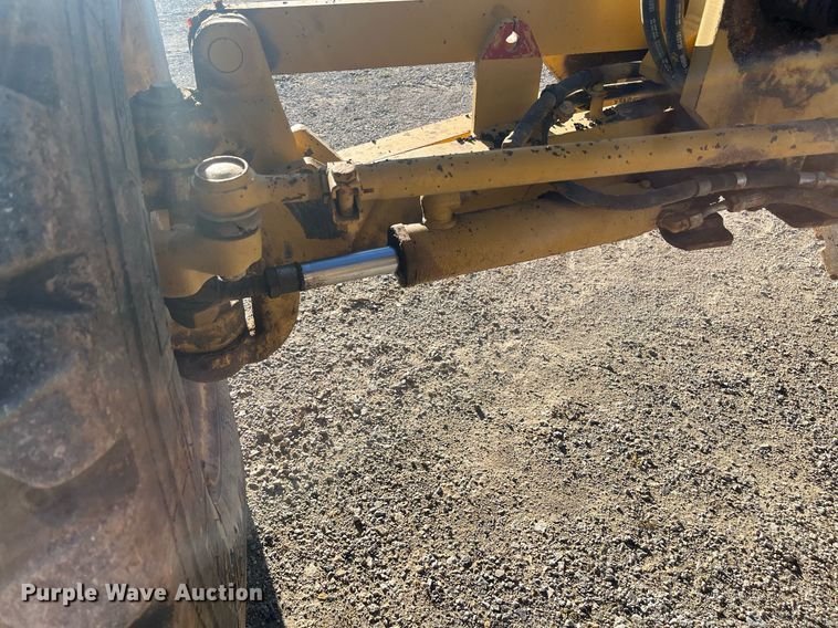 image for item EI0612 2007 Caterpillar 140H motor grader