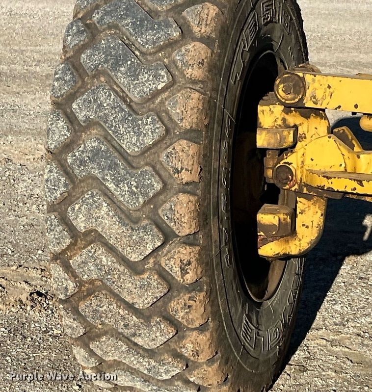 image for item EI0612 2007 Caterpillar 140H motor grader