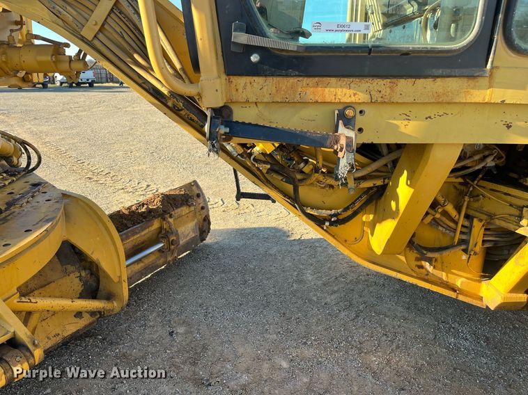 image for item EI0612 2007 Caterpillar 140H motor grader