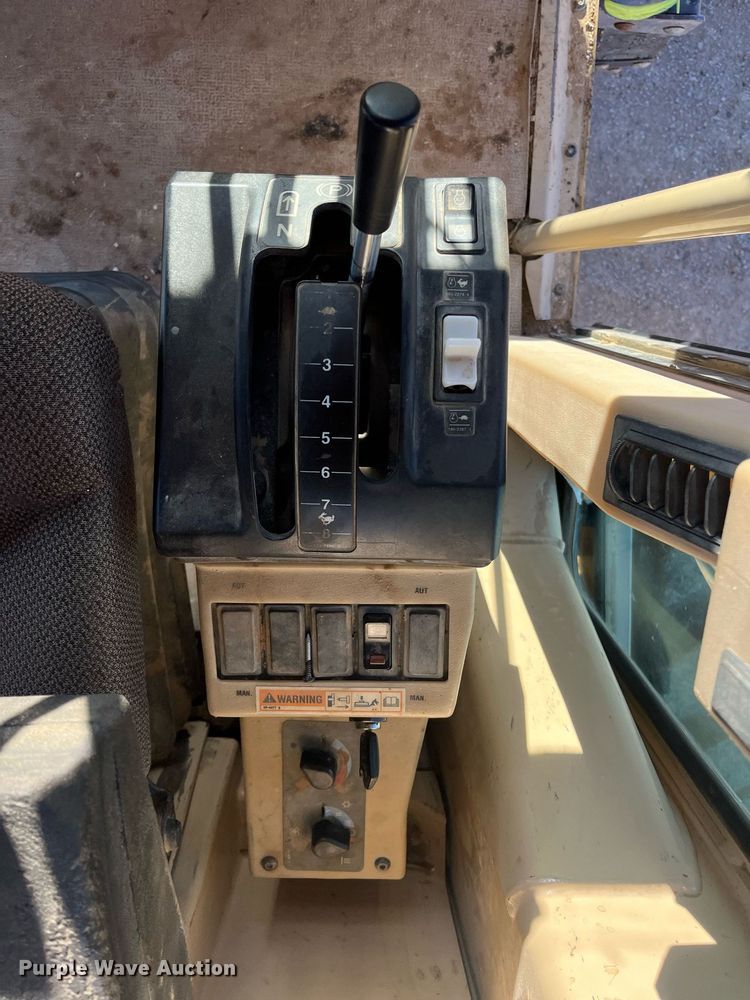 image for item EI0612 2007 Caterpillar 140H motor grader