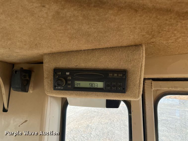 image for item EI0612 2007 Caterpillar 140H motor grader