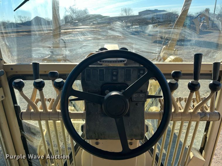 image for item EI0612 2007 Caterpillar 140H motor grader