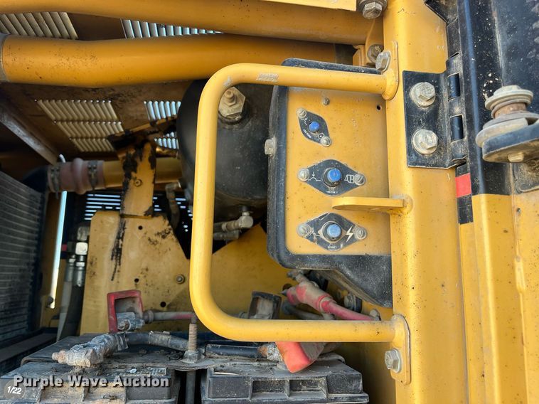 image for item EI0612 2007 Caterpillar 140H motor grader