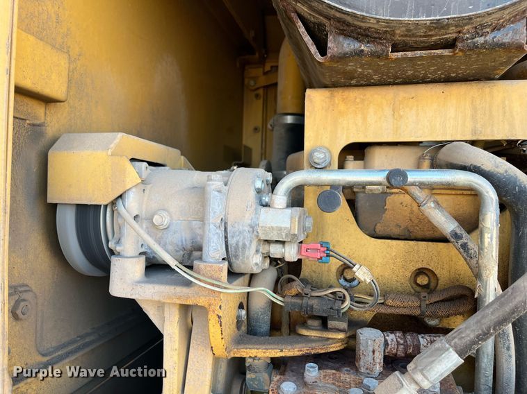 image for item EI0612 2007 Caterpillar 140H motor grader