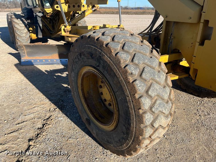 image for item EI0612 2007 Caterpillar 140H motor grader