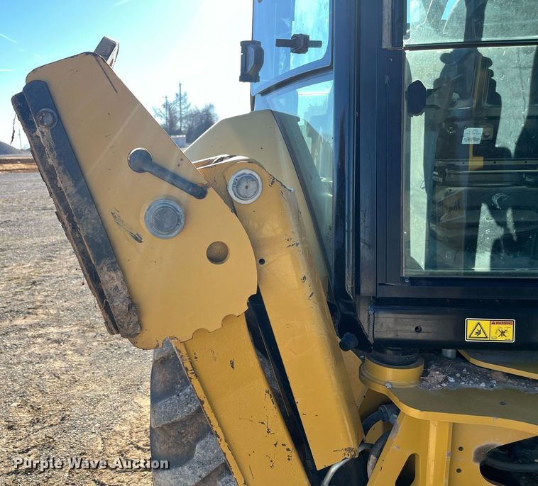 image for item EI0613 2021 Caterpillar 420ST HRC backhoe