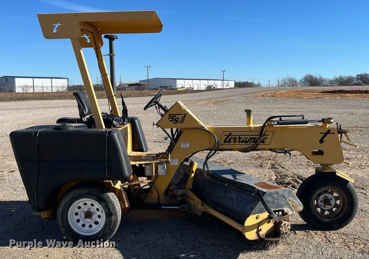 image for item EI0614 Terramite TSS38 broom