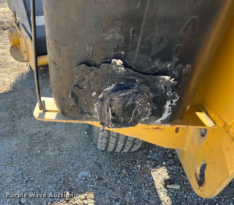 image for item EI0614 Terramite TSS38 broom