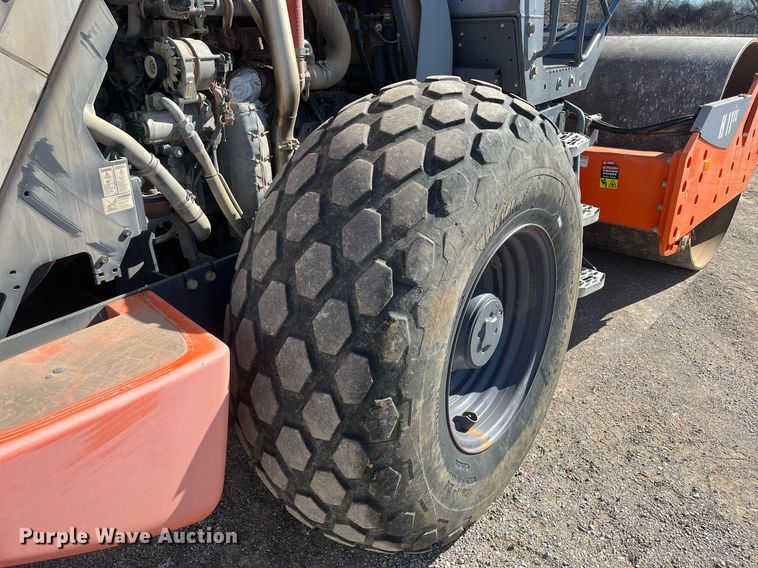 image for item EI0616 2015 Hamm H11IX single drum roller