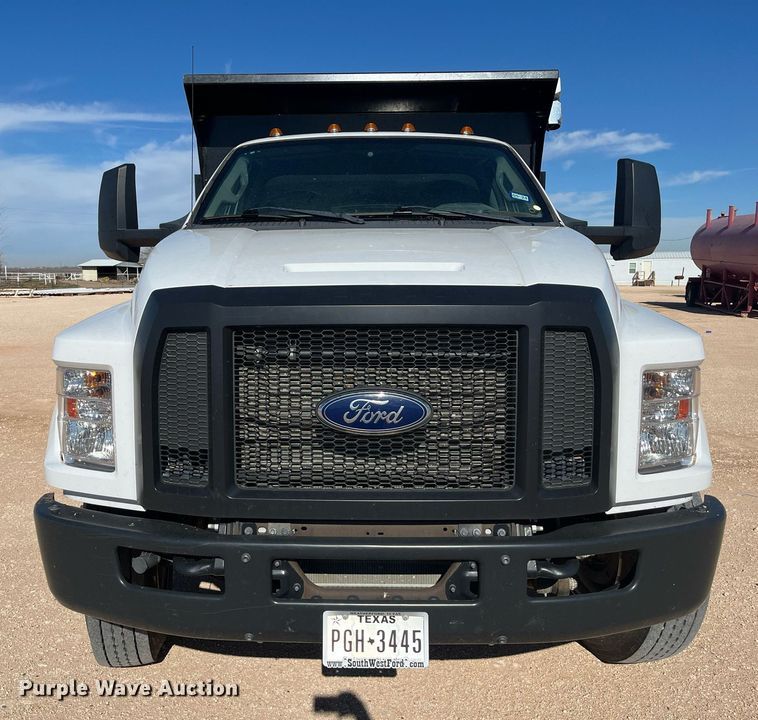 image for item EI0620 2019 Ford F750 Super Duty dump truck
