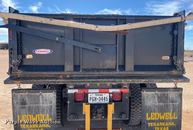 image for item EI0620 2019 Ford F750 Super Duty dump truck