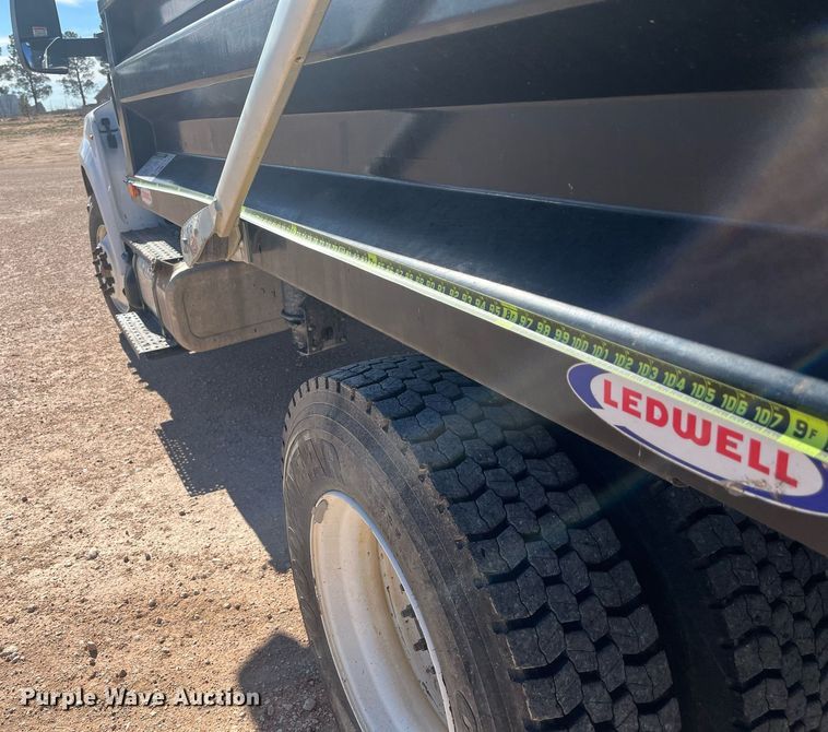 image for item EI0620 2019 Ford F750 Super Duty dump truck